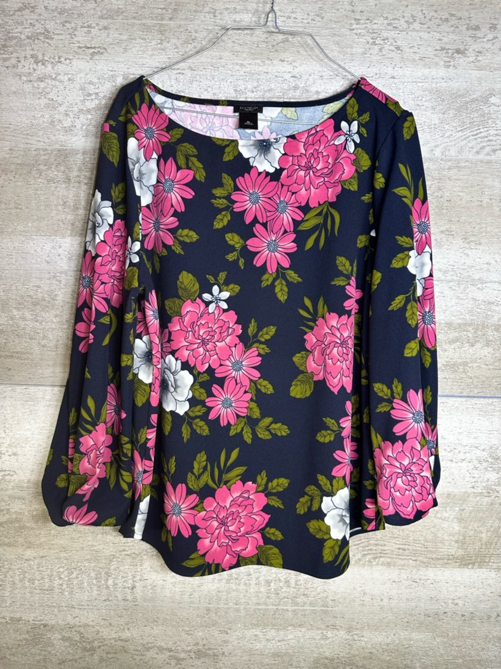 Ann Taylor Factory Navy Blue Pink Floral Blouse Twist Cuff XL